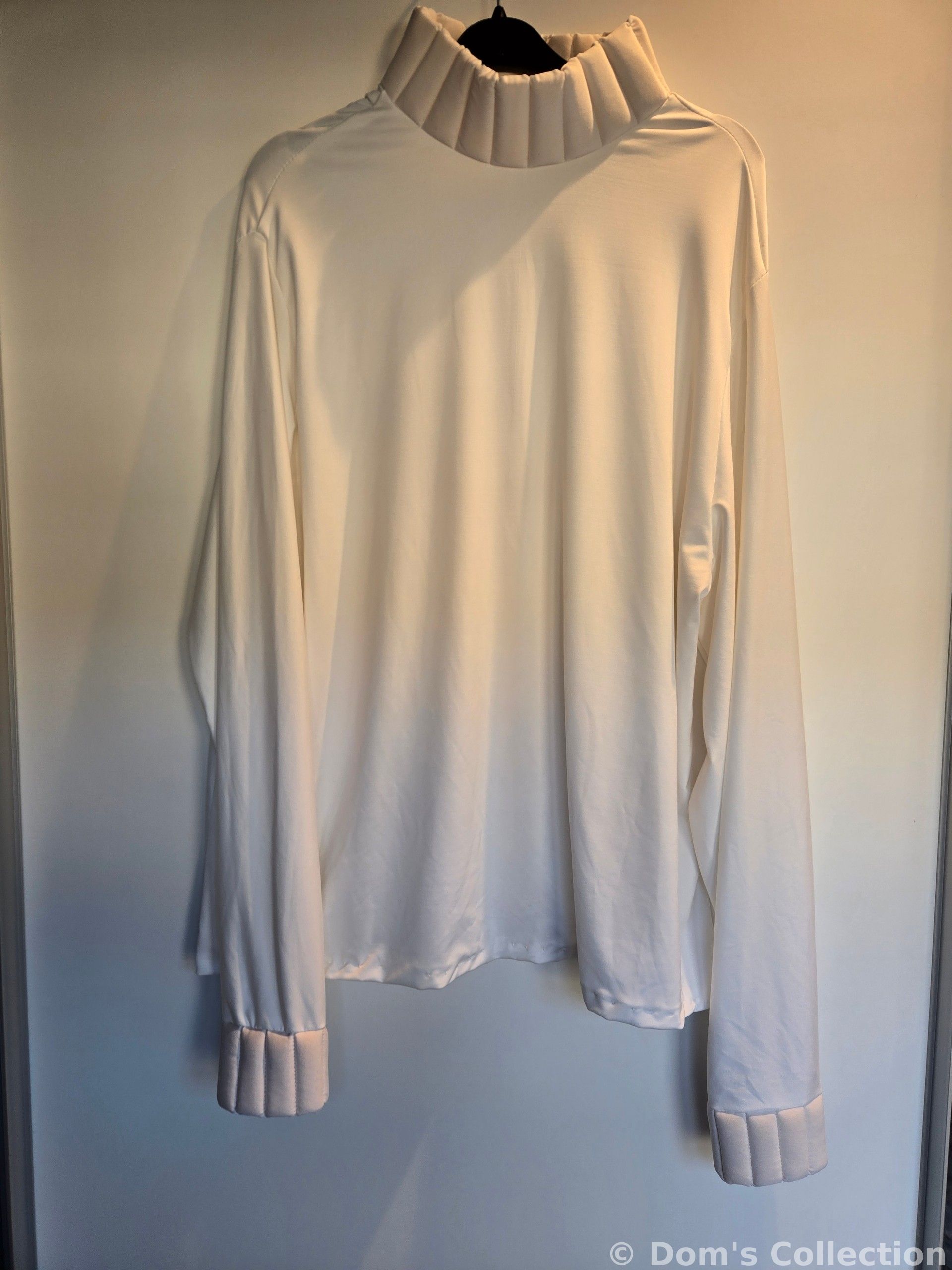 Sous-pull blanc "Monster Maroon"